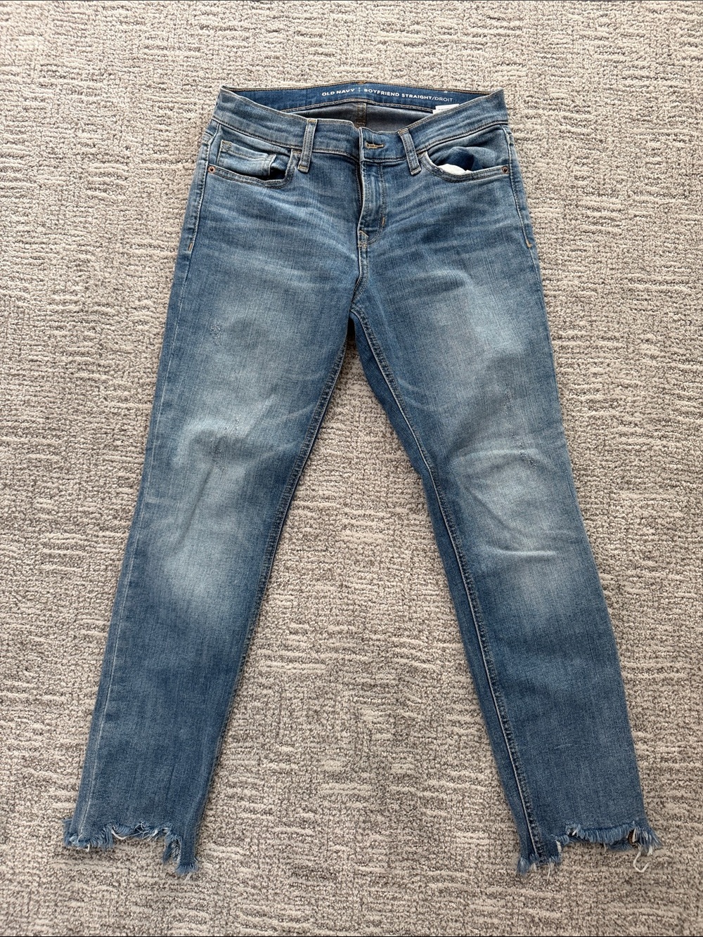 Old Navy Women's Light Blue Skinny Jeans with Frayed Hem